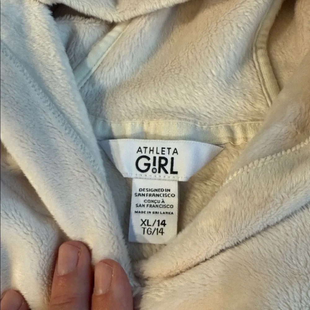 ((2 PIECE)) GIRLS XL SWEATSHIRT BUNDLE NIKE AND ATHLETA